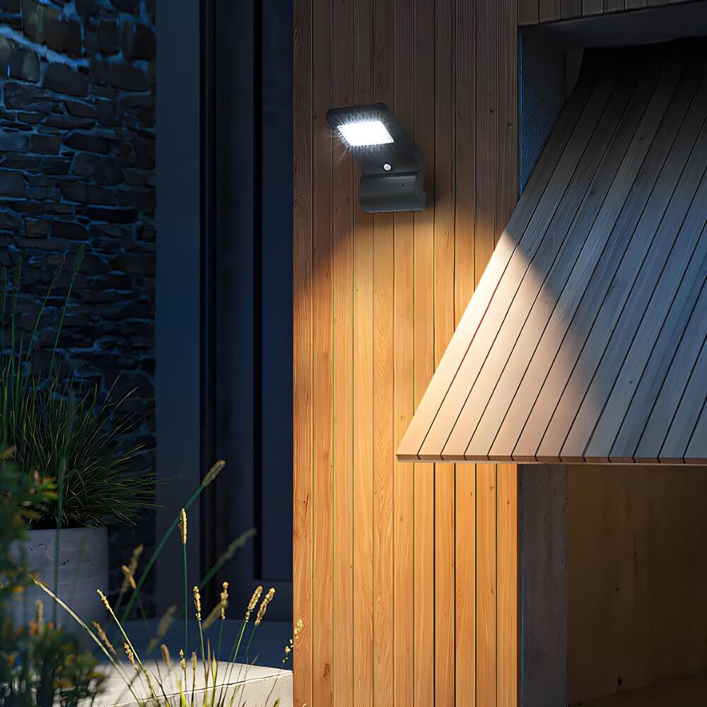 Luciay Classic LED Solar PC Lens Outdoor Wall Lights