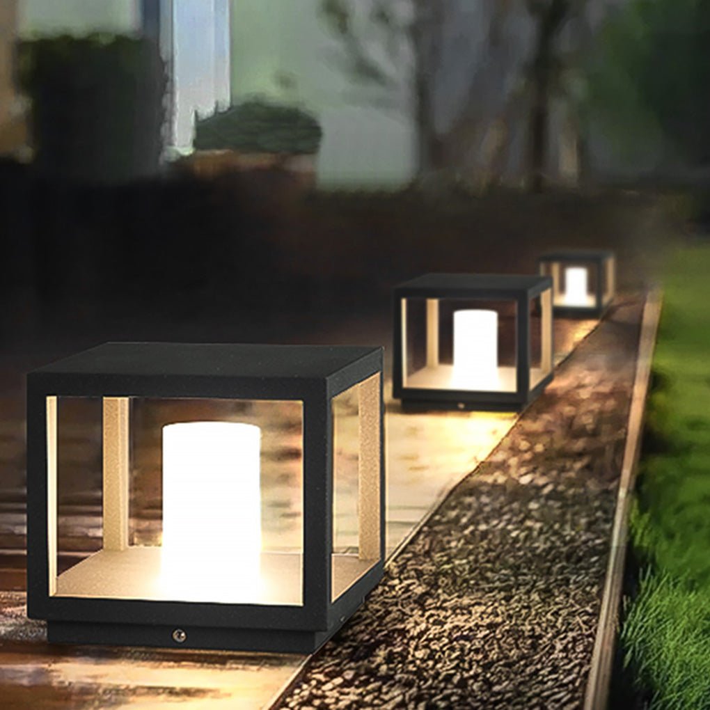 Des Decorative LED Solar Landscape Outdoor Post Lights