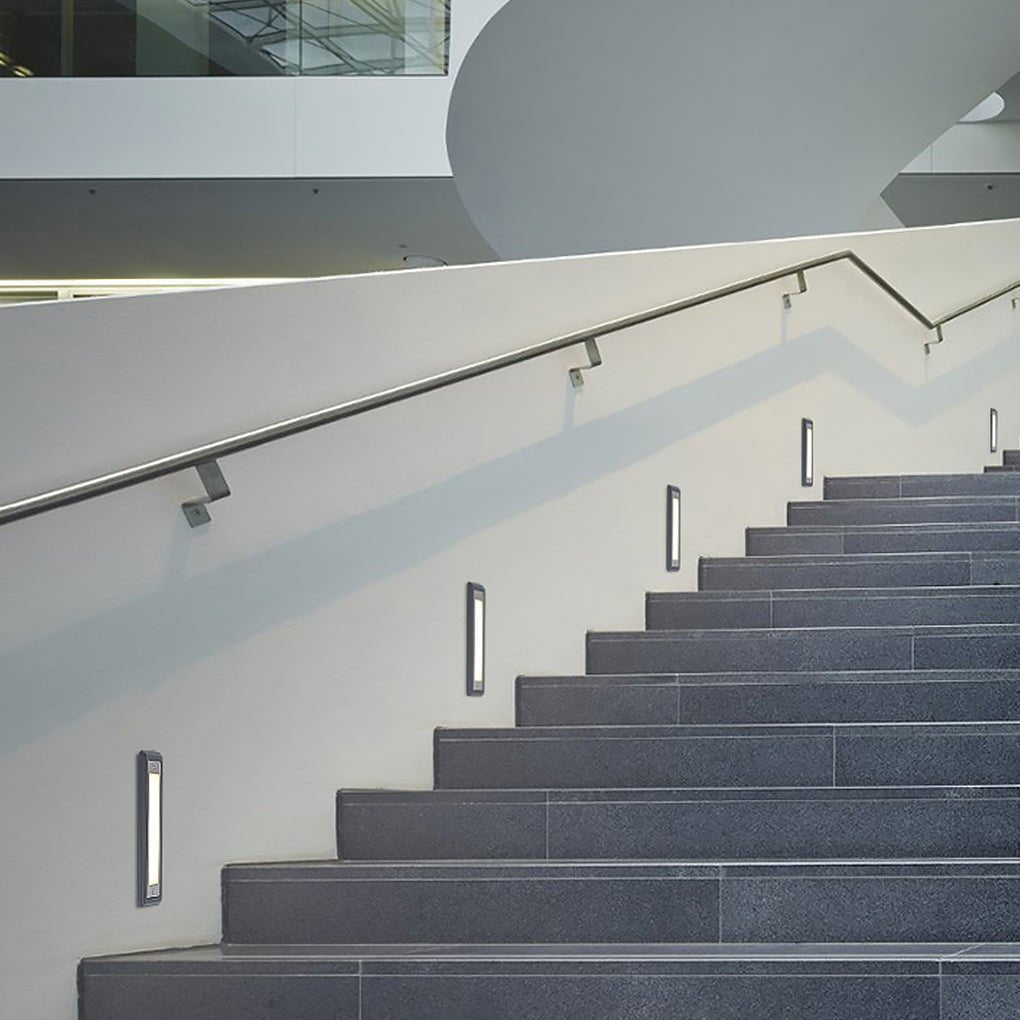 Many LED Embedded Outdoor Steps Lights