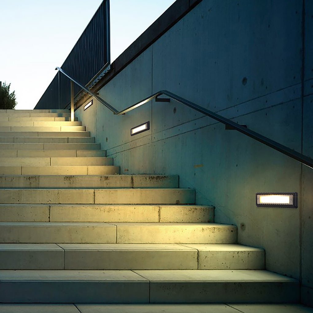 Many LED Embedded Outdoor Steps Lights