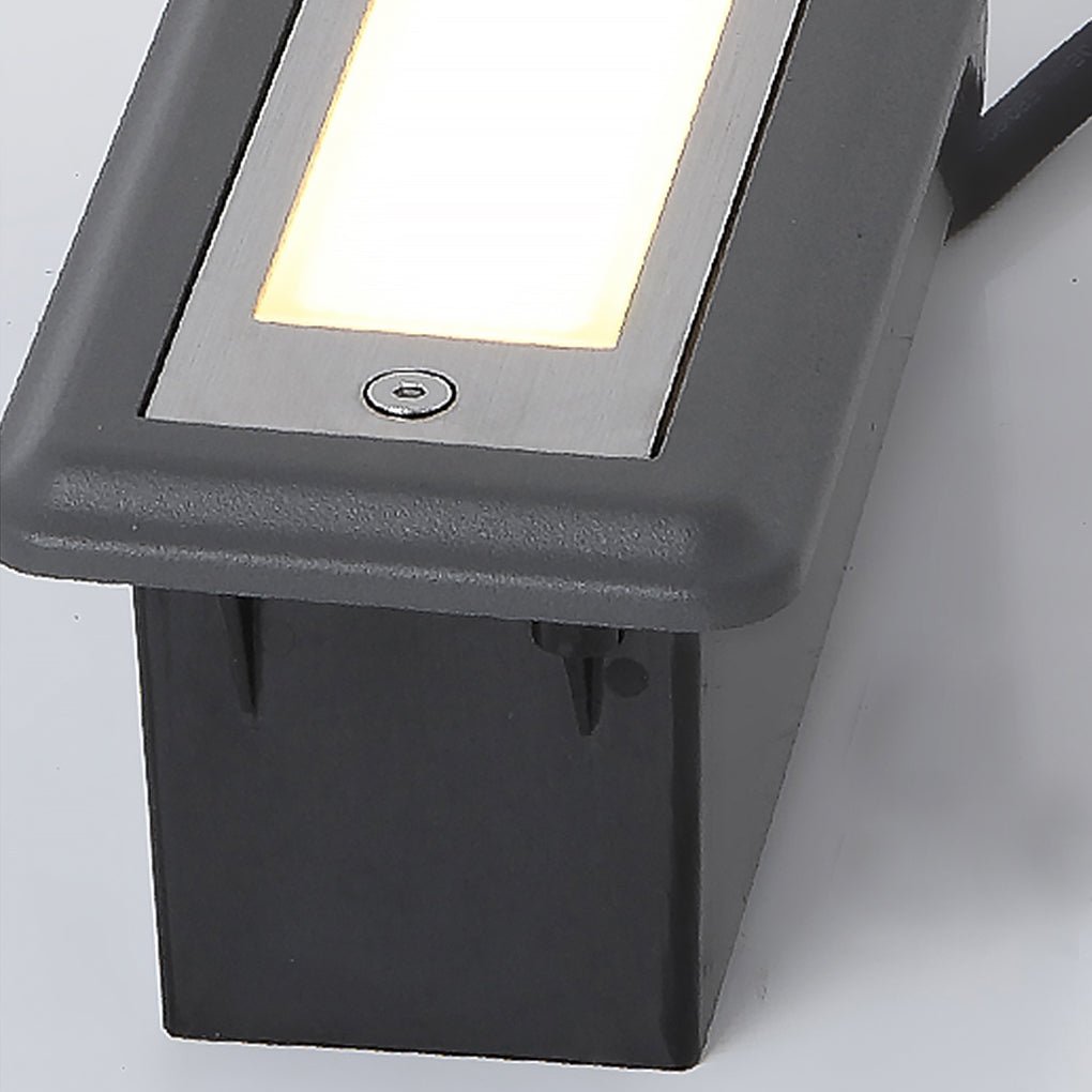 Many LED Embedded Outdoor Steps Lights