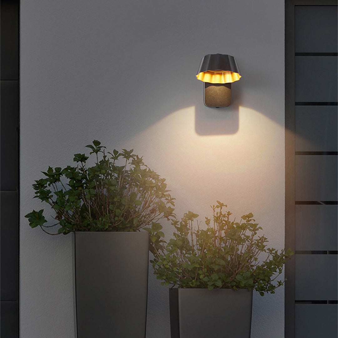 Daniel Modern Sconce Adjustable Outdoor Light