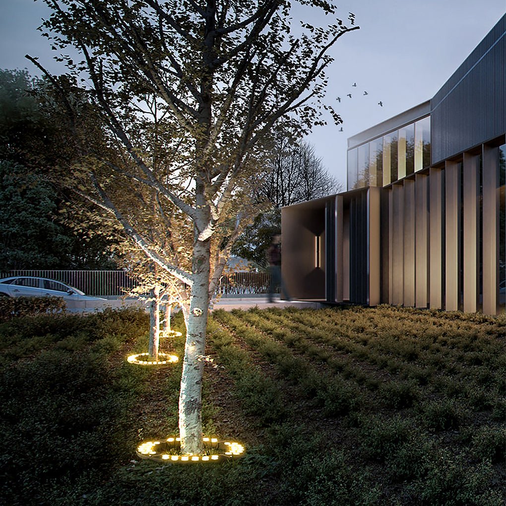 Ivor Solid Landscape Upwards Glass Outdoor Tree-Mounted Light