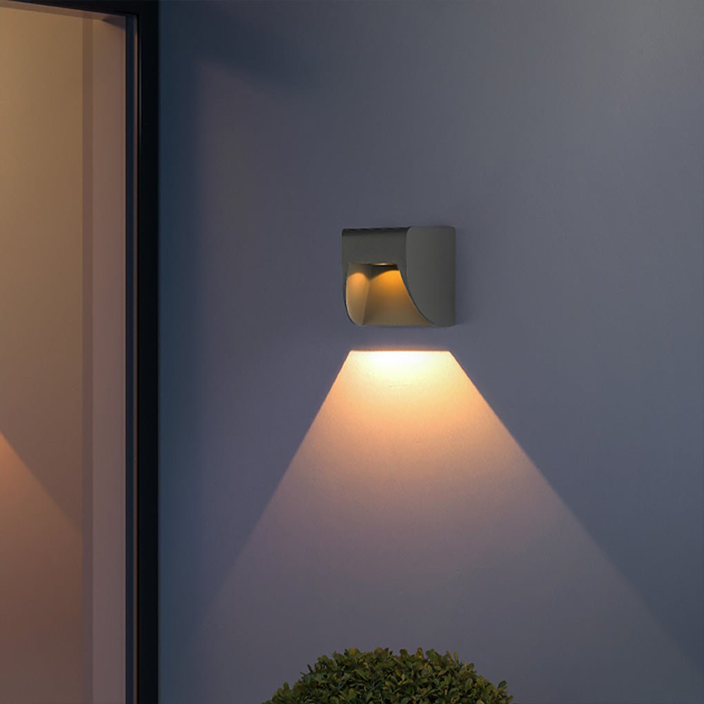 Geraldine LED Wall Mounted Outdoor Wall Washer Lamp
