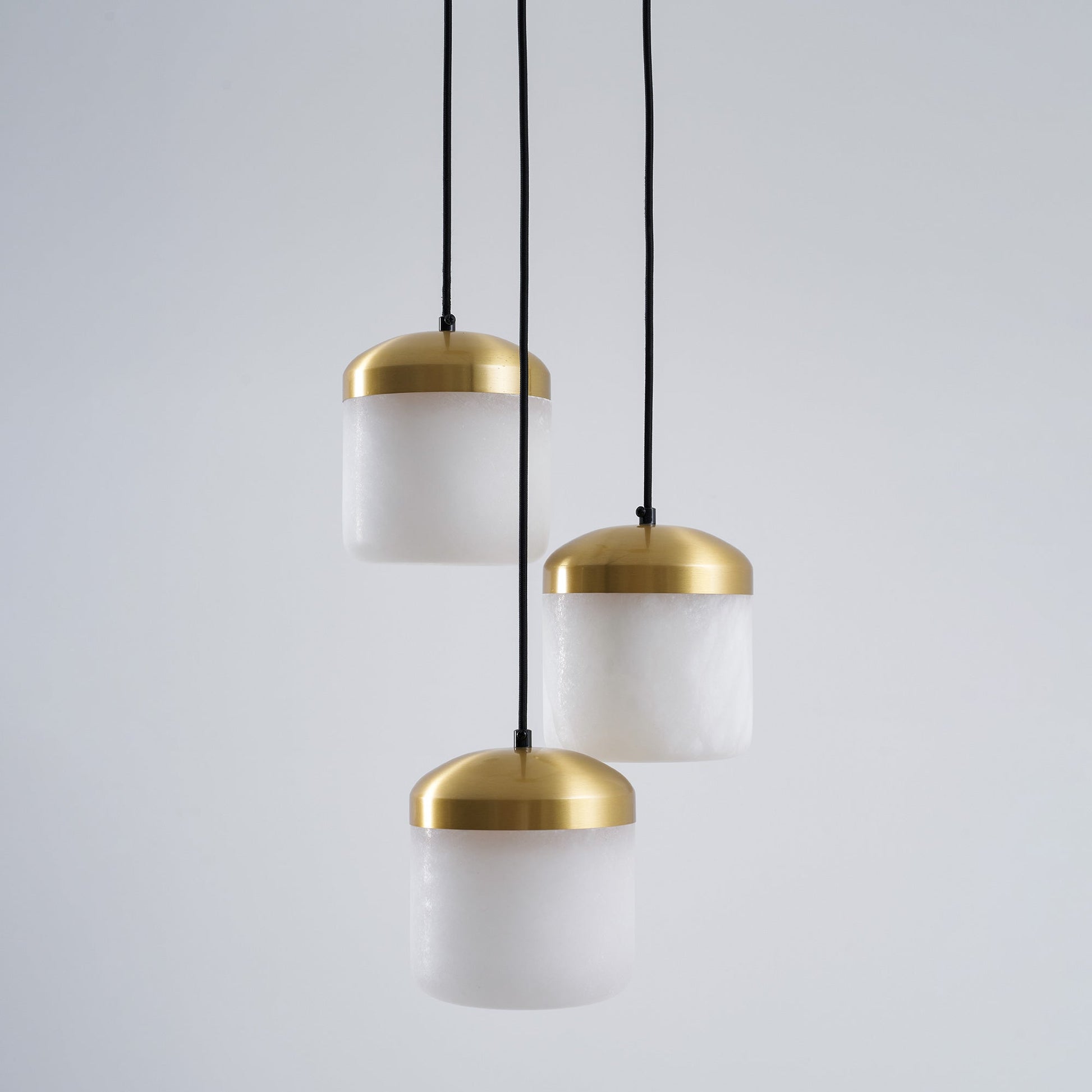 Top-down view of the Asta pendant lamp's mounting canopy.