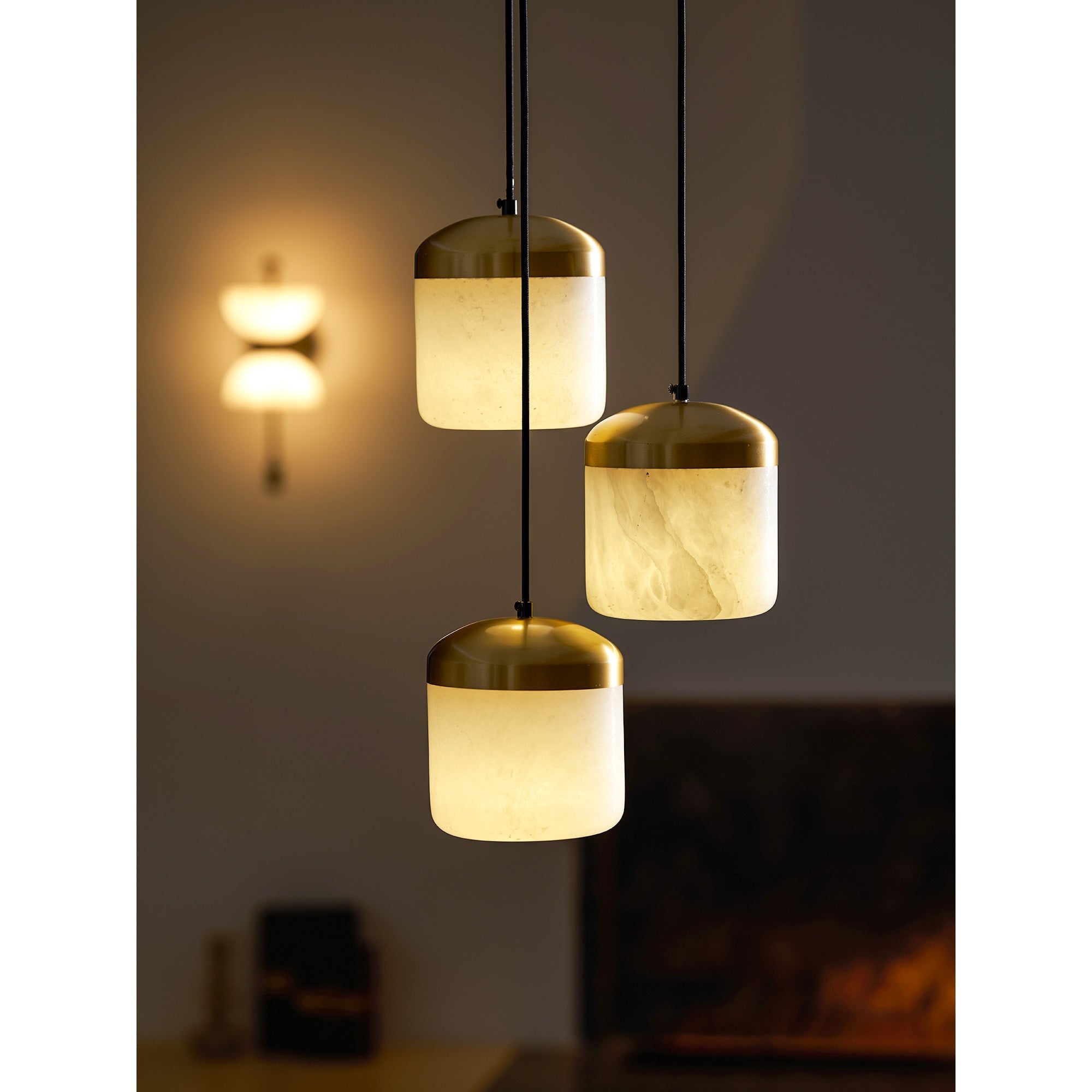The Asta lamp's black finish in detail.