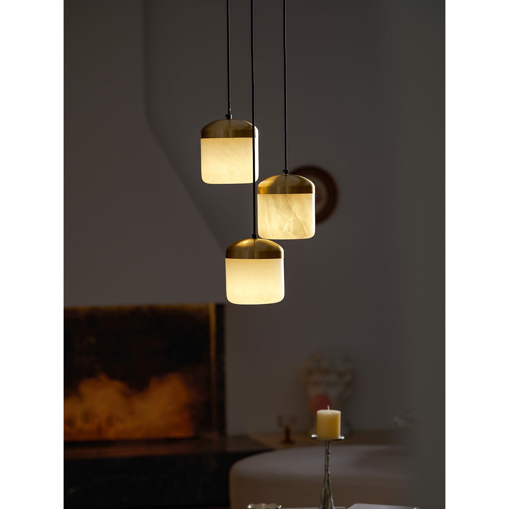 Installation view of the Asta Alabaster Pendant Lamp.