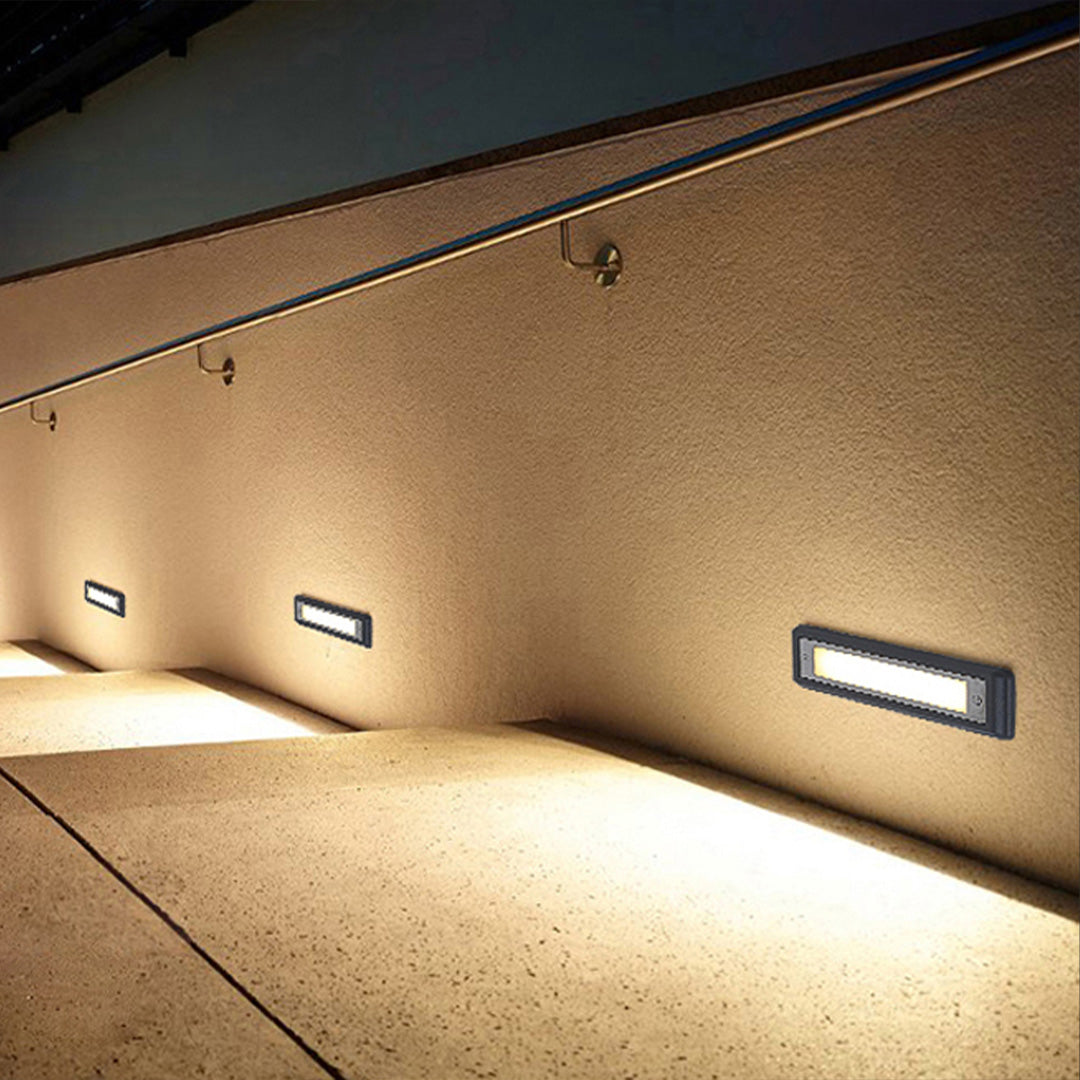 Gal LED Recessed Minimalist Outdoor Step Lights