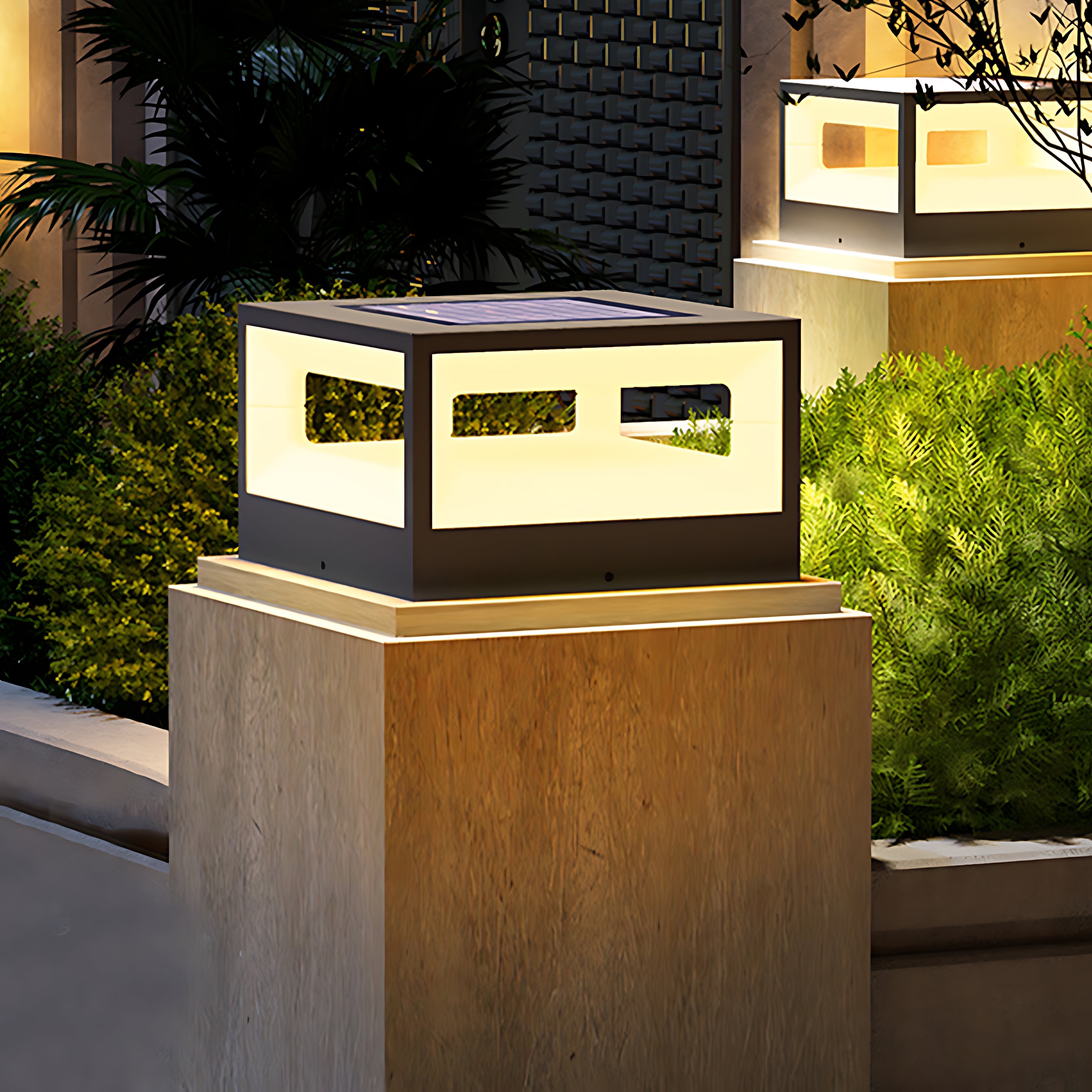 Lolass Hollow Square Stell Outdoor Pillar Light