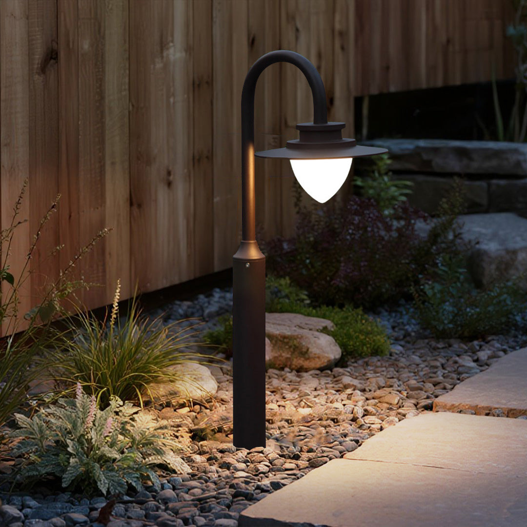 Tower Pole Elegant Minimalist Outdoor Lights