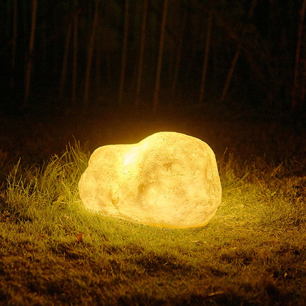 Lomard LED Classic Landscape Resin Outdoor Lawn Lamp