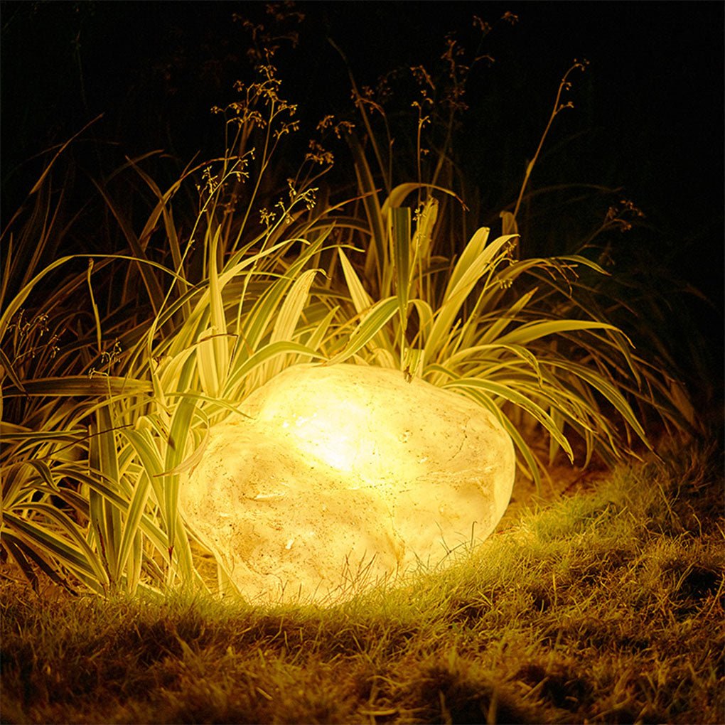 Lomard LED Classic Landscape Resin Outdoor Lawn Lamp