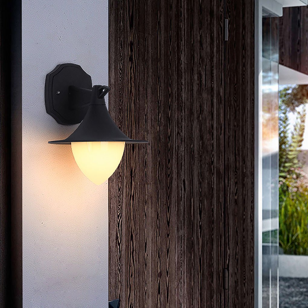 Lesliy Retro Classic Waterproof Outdoor Wall Light