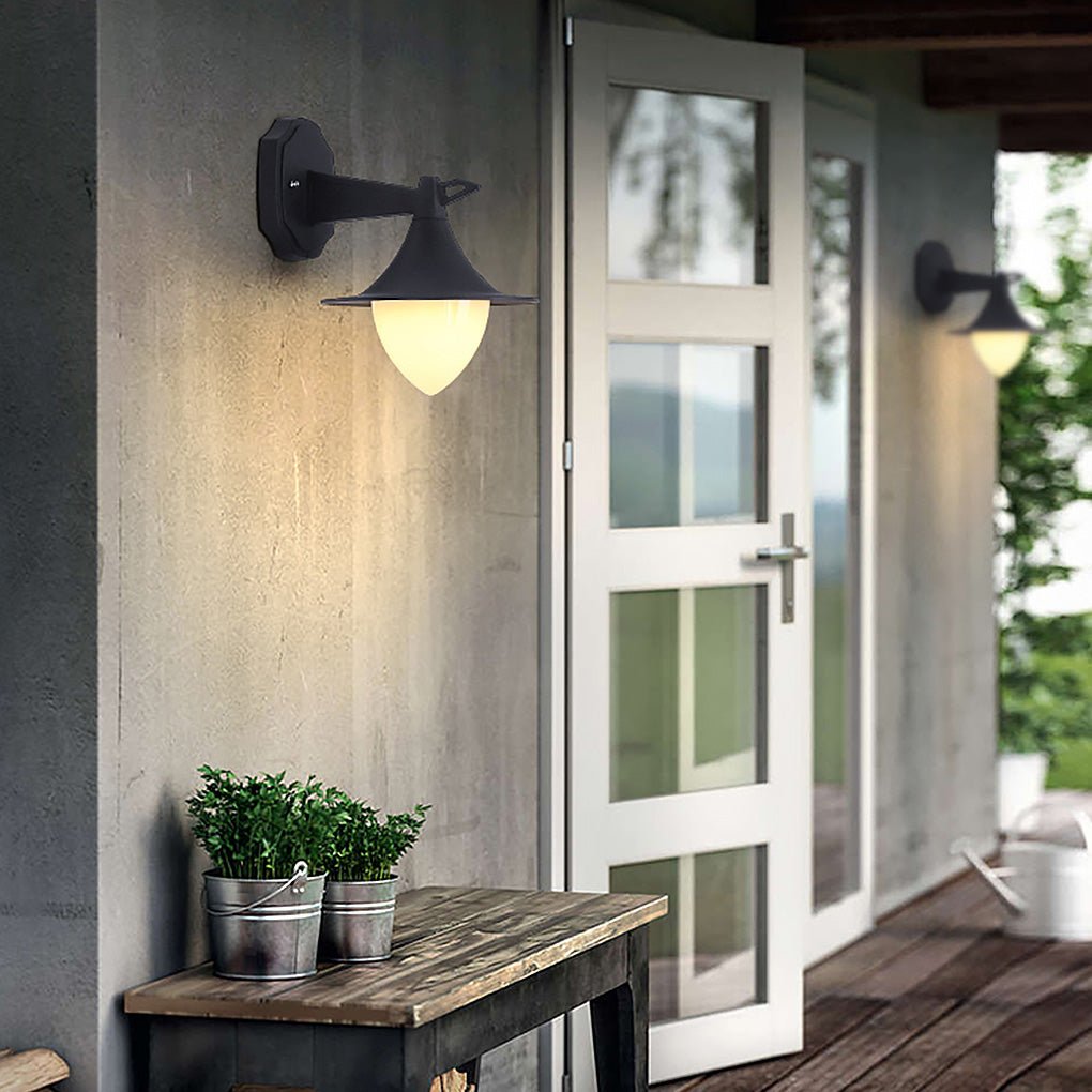 Lesliy Retro Classic Waterproof Outdoor Wall Light