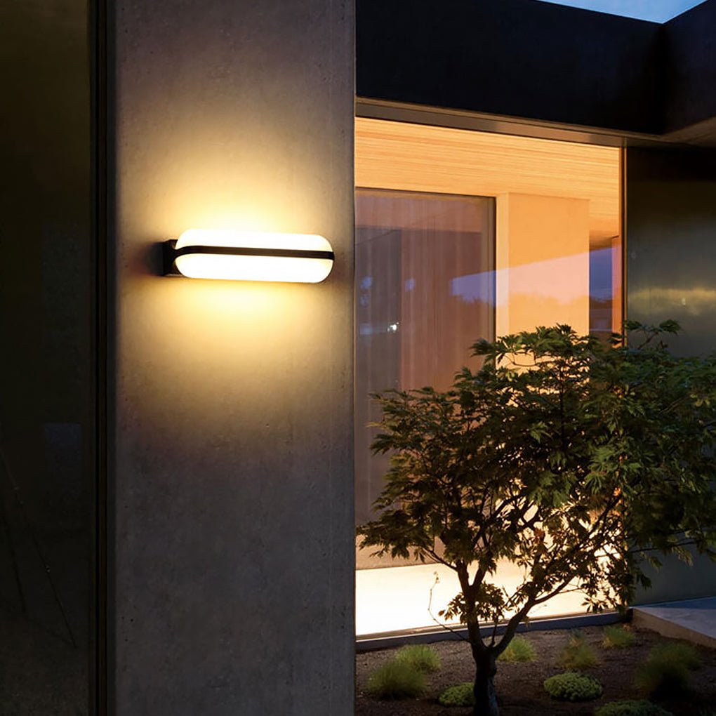 Amaryllis Retro Industrial Outdoor Wall Light