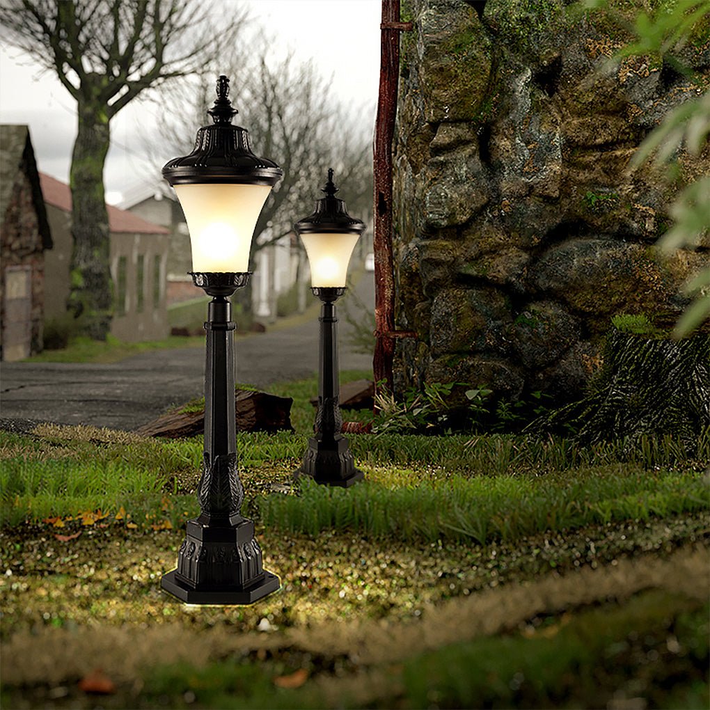 Uniny Vintage Elegant Retro Glass Outdoor Post Light