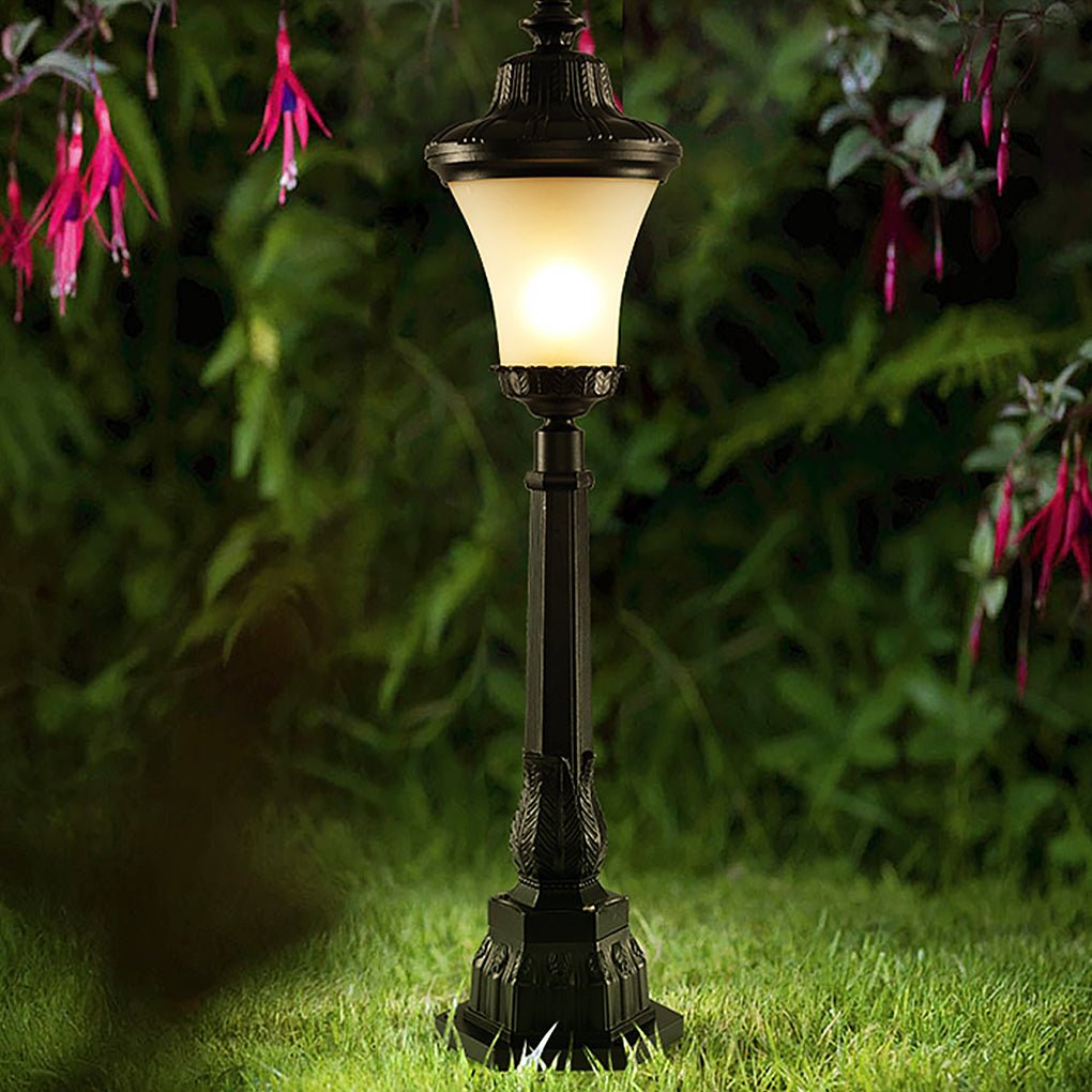 Uniny Vintage Elegant Retro Glass Outdoor Post Light