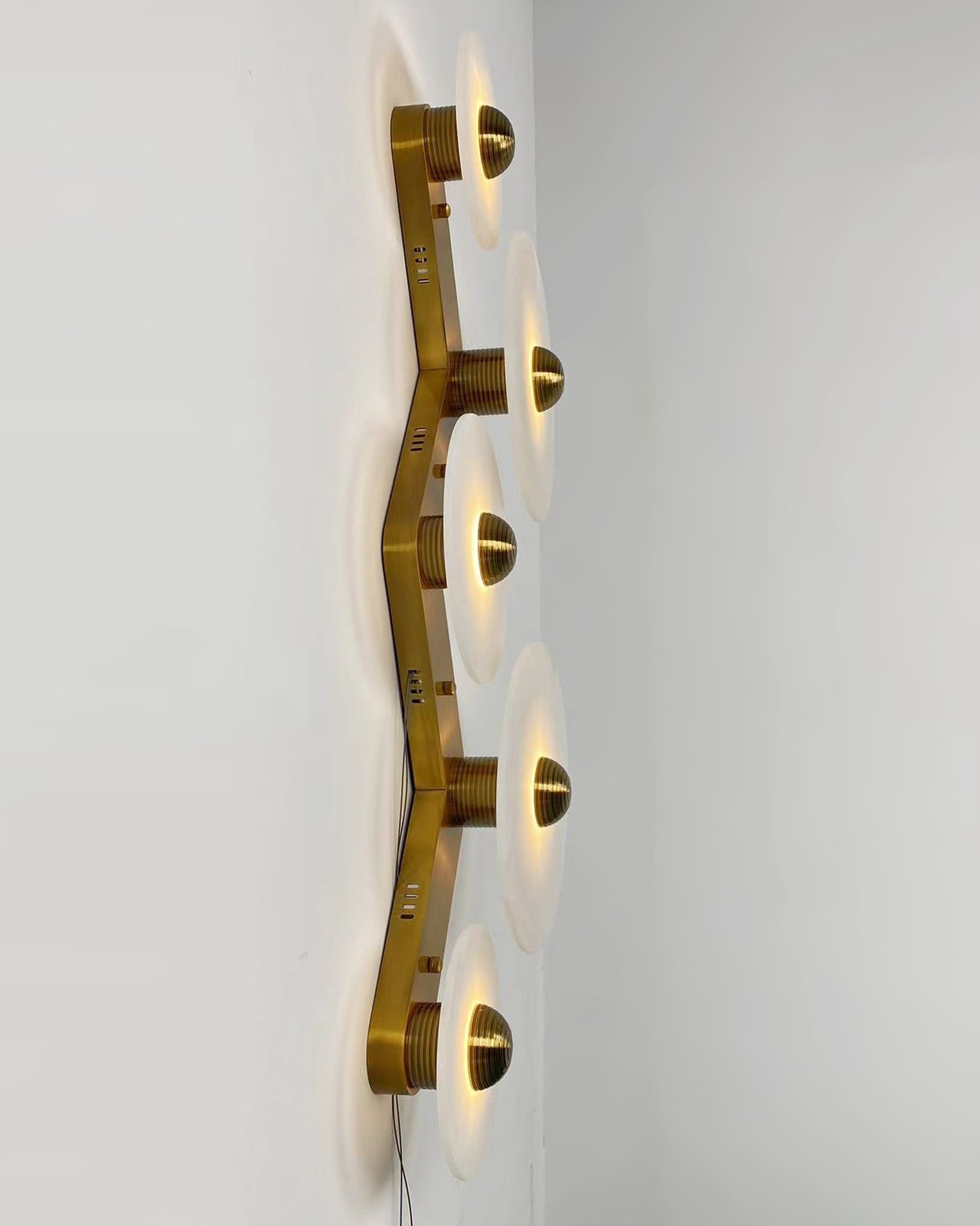 Round Wall Lamp Alabaster Cluster Trio