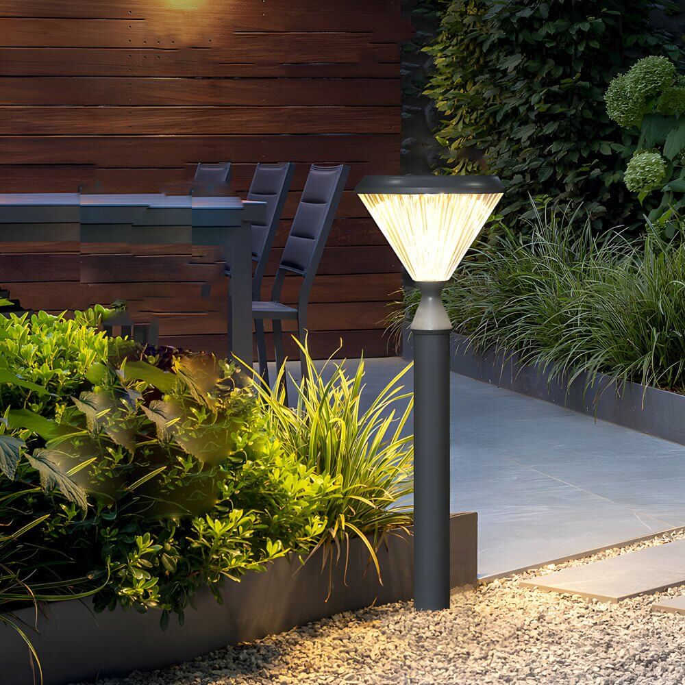 Hugo LED Landscape Outdoor Post Pole Lights