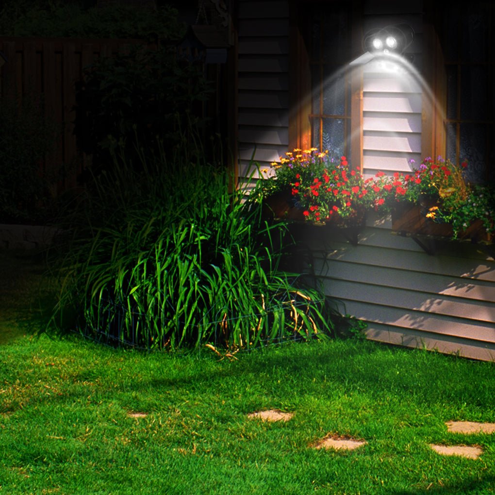 Steaast Solar Adjustable LED ABS Outdoor Wall Lamp