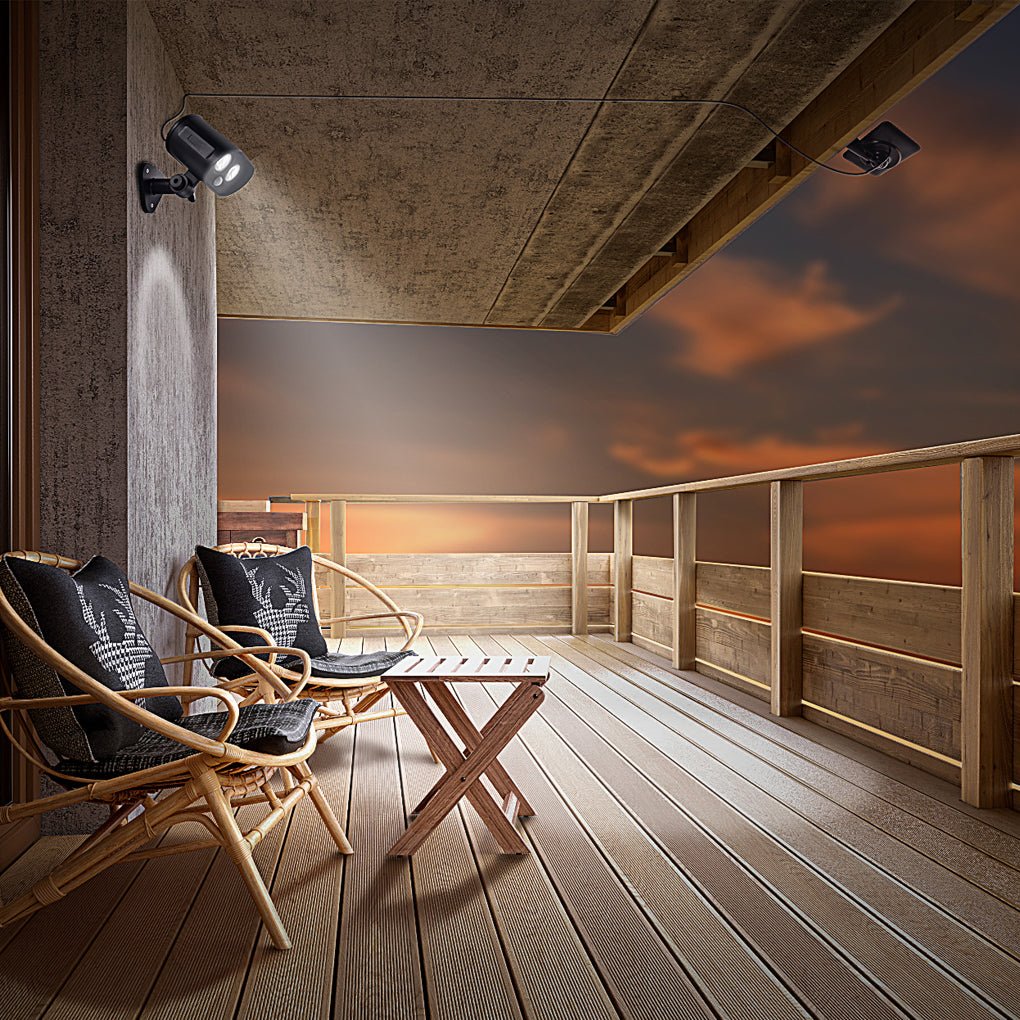 Steaast Solar Adjustable LED ABS Outdoor Wall Lamp