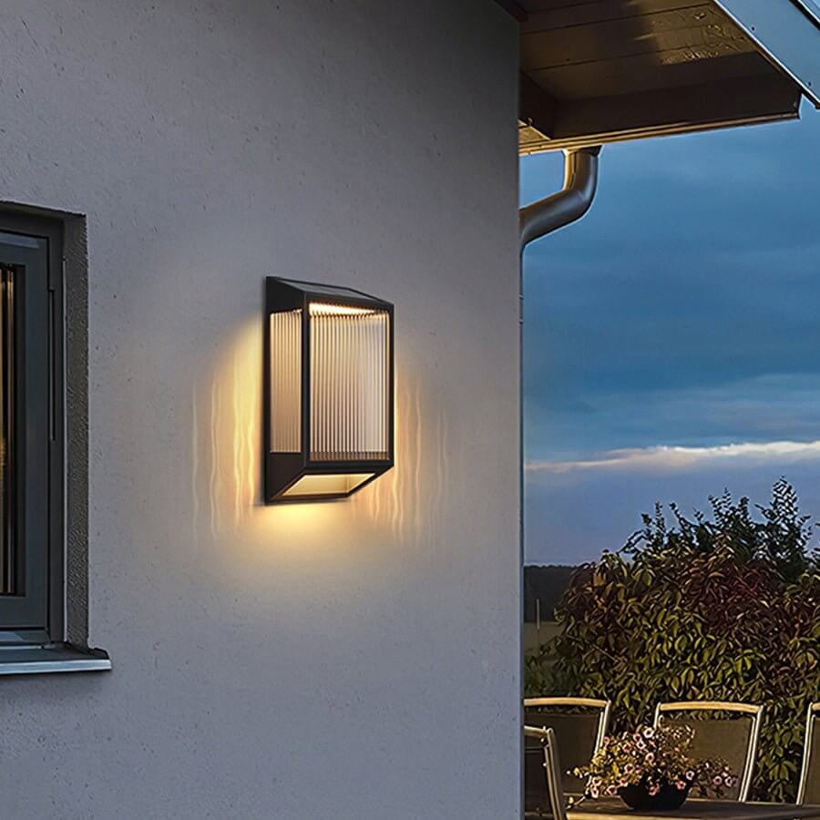 Rbin Stylish Vertical Ripped LED Outdoor Wall Light
