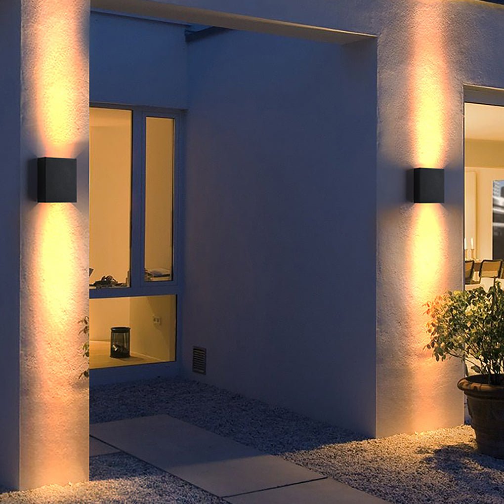 Ferri Gorgeous Modern Outdoor Wall Light