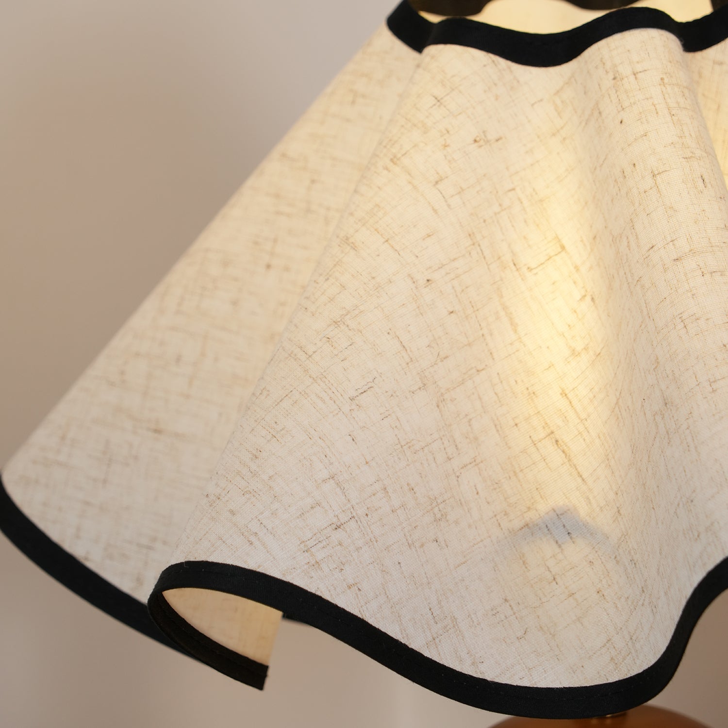 Kalion Wood Fabric Table Lamp-Neutral Decor