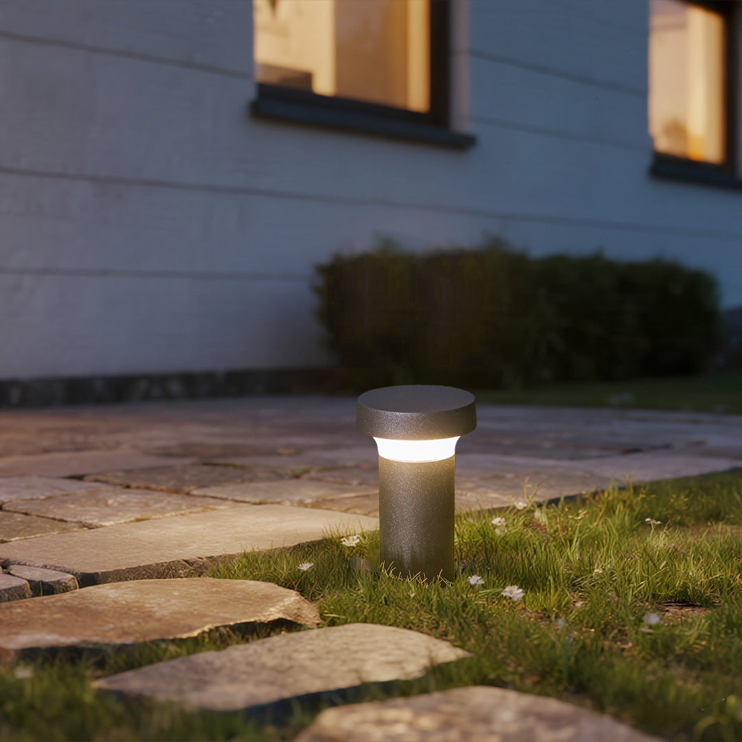 Efrain Modern Minimalist Outdoor Post Lawn Light